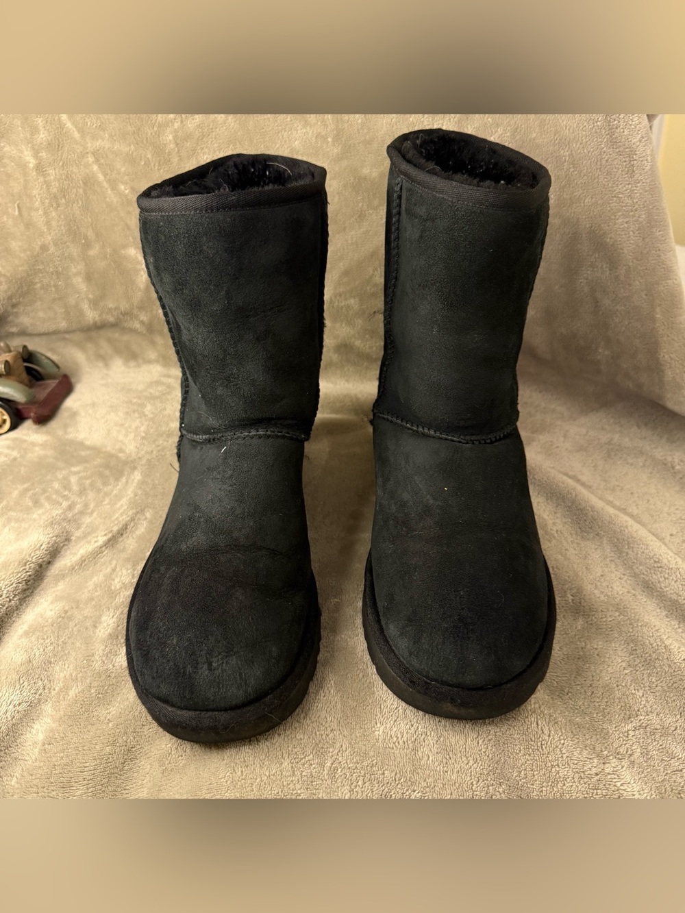 UGG Black Classic Short Suede Shearling Boots women size 9